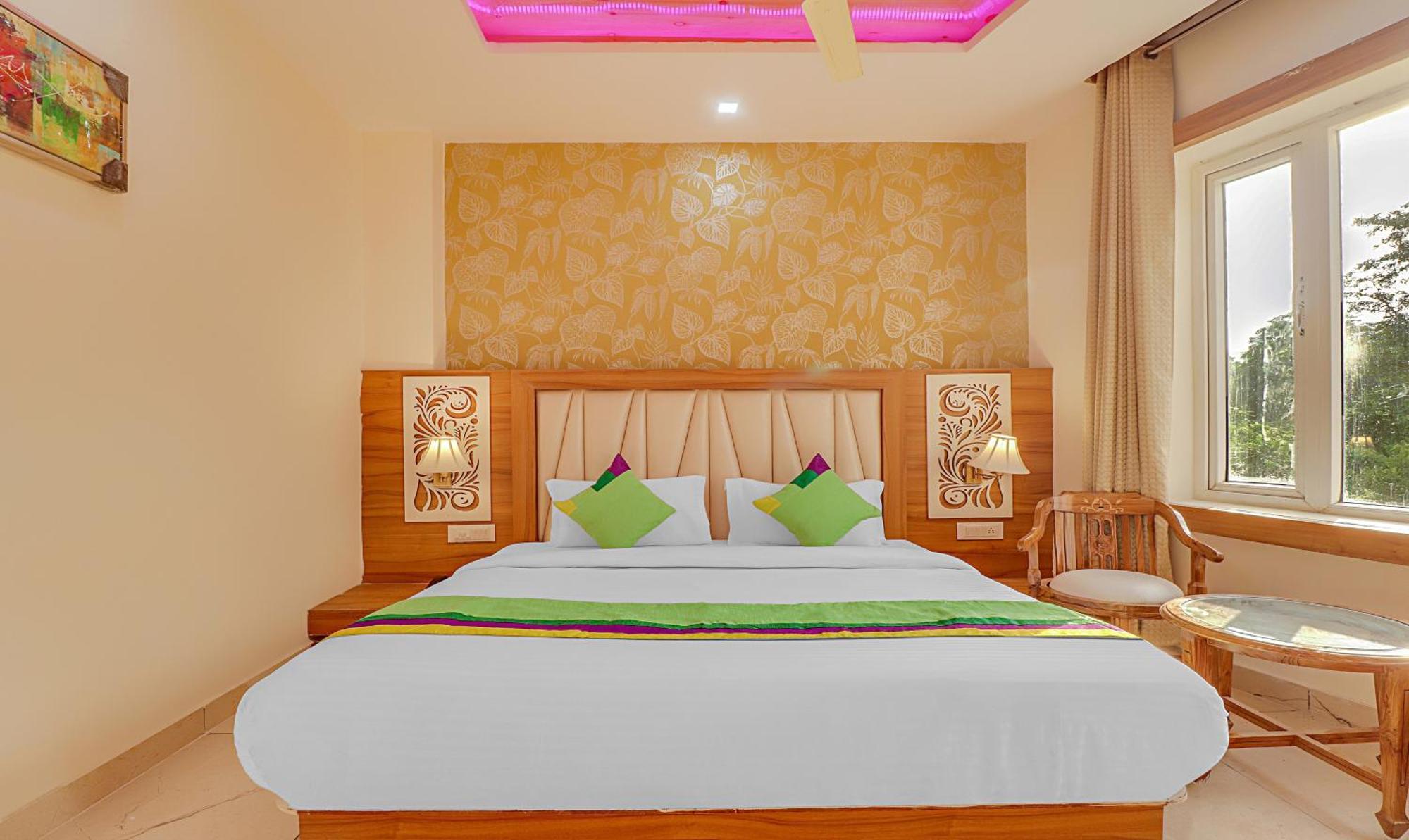 Treebo Tropical Roots, Bhupatwala Haridwar Hotel Стая снимка